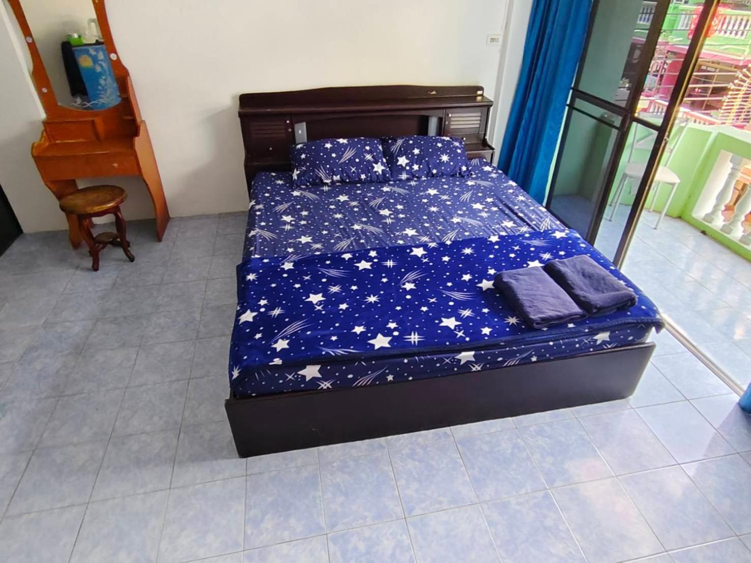 Yuri Guesthouse Jomtien Beach Εξωτερικό φωτογραφία